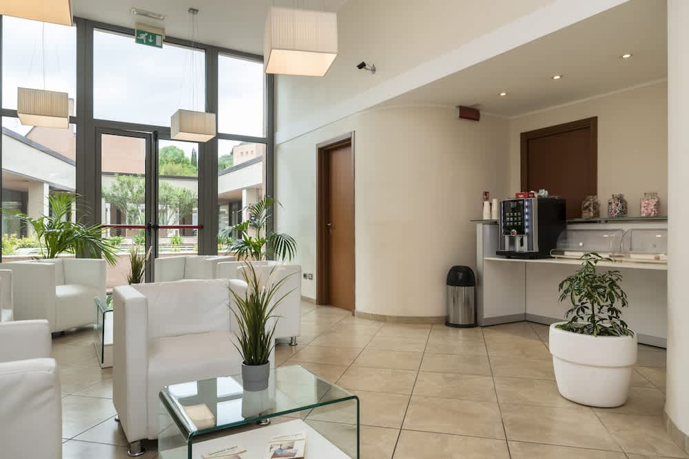 ApartHotel Anghel 4