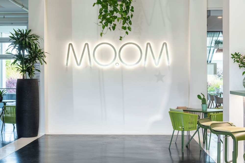 MO.OM Hotel 2