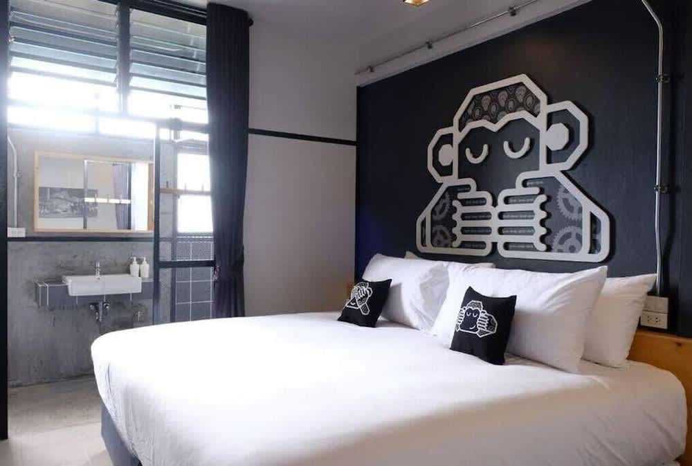Blu Monkey Hotel Surat Thani 5