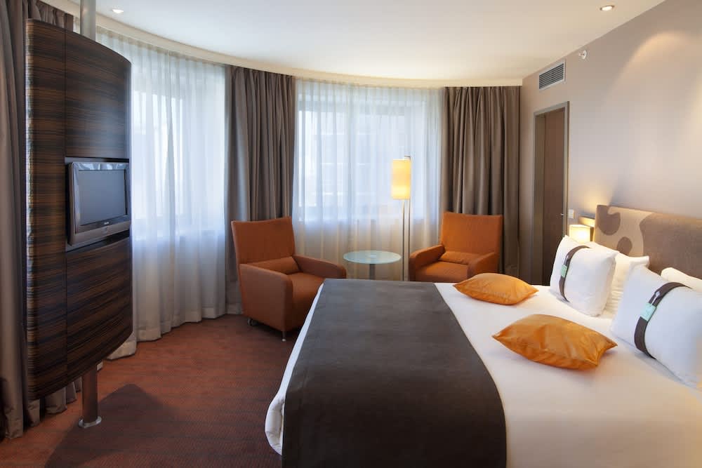 Holiday Inn ALMATY by IHG 4