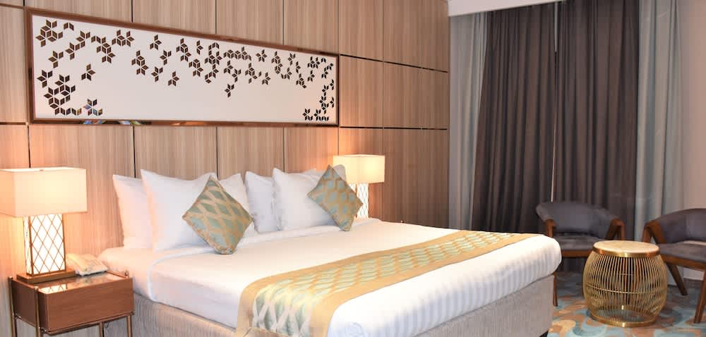 Midan Hotel & Suites Al Aziziya 5