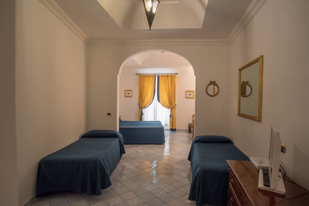 Hotel Posa Posa 5