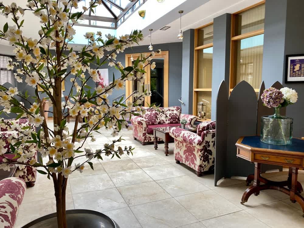 Twin Trees Hotel & Brusna Falls Leisure 4