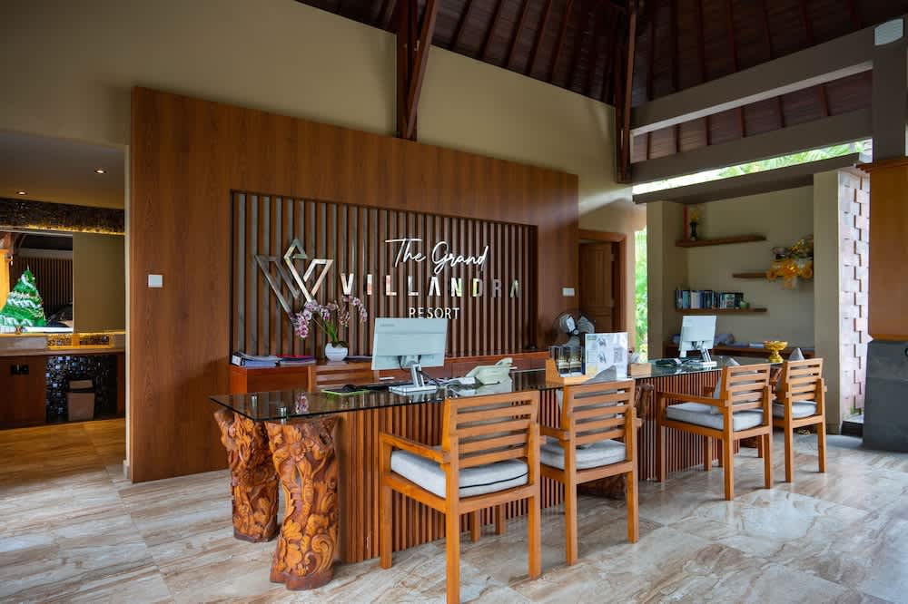 The Grand Villandra Resort Lovina 3