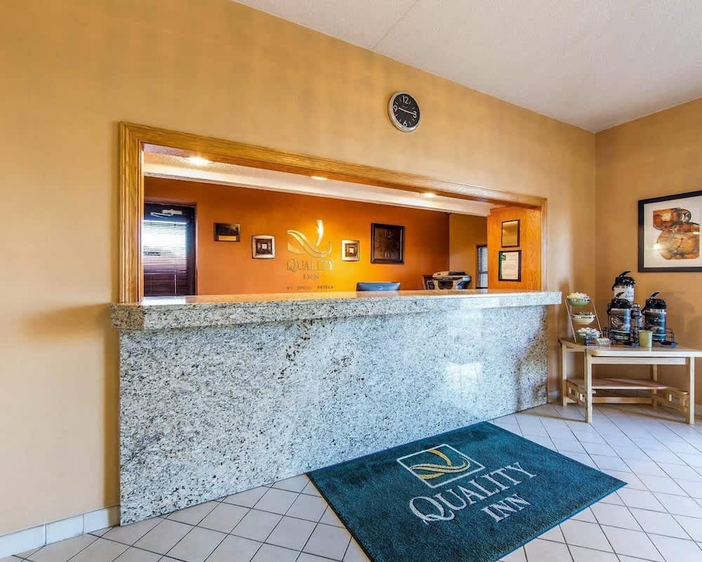 Quality Inn Maysville 5