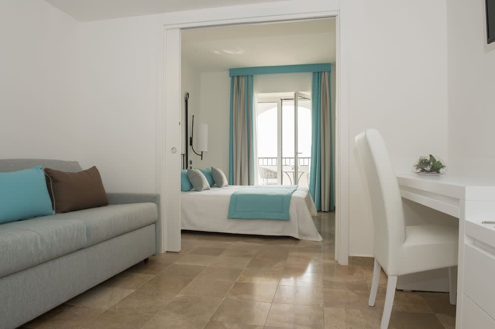 El Faro Hotel & Spa 3