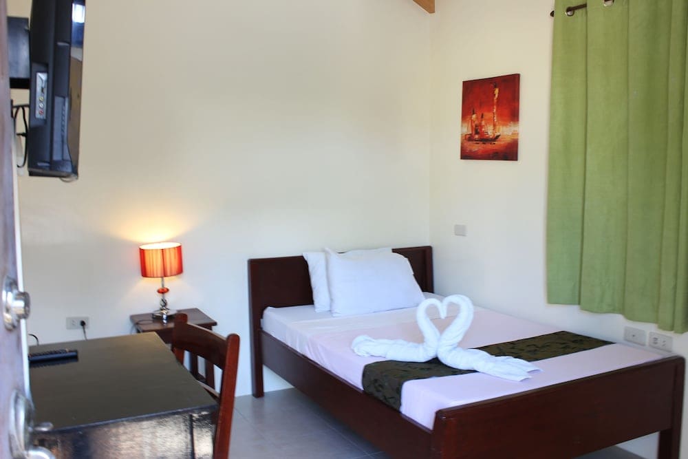 Blue Lagoon Inn & Suites 5