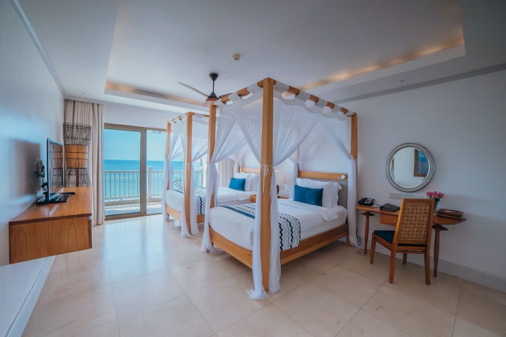 Hemingways Watamu 4
