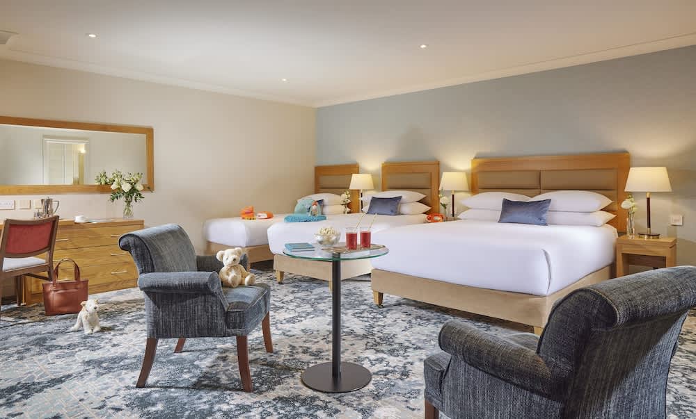 Hodson Bay Hotel 5