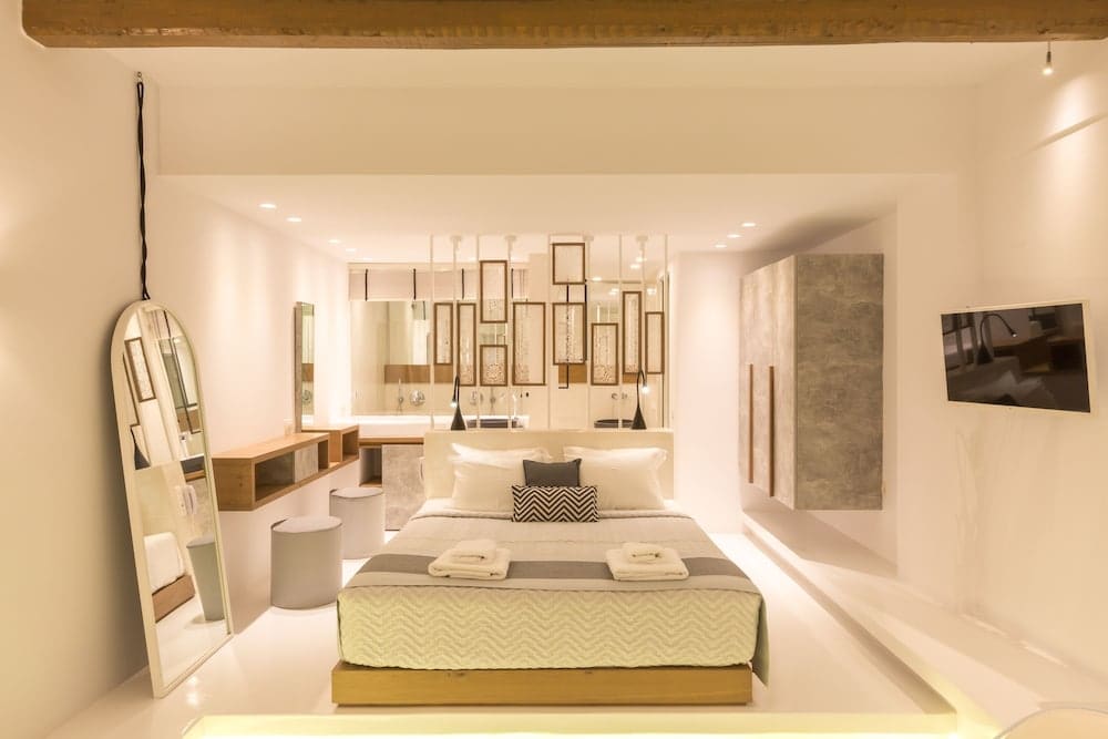 Oia Suites 3