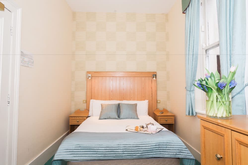 Eccles Hotel and Spa 4