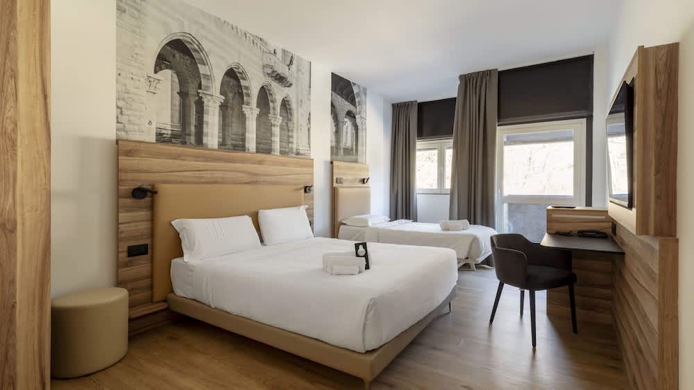 B&B HOTEL Como Baradello 4