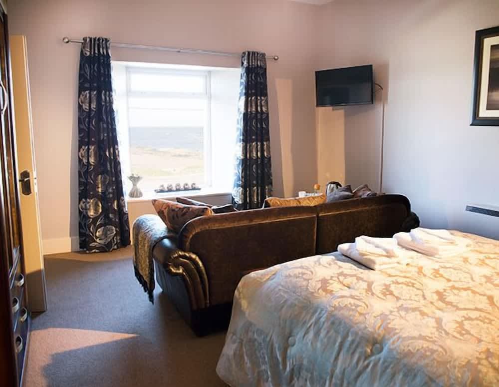 Coast Lodge 4