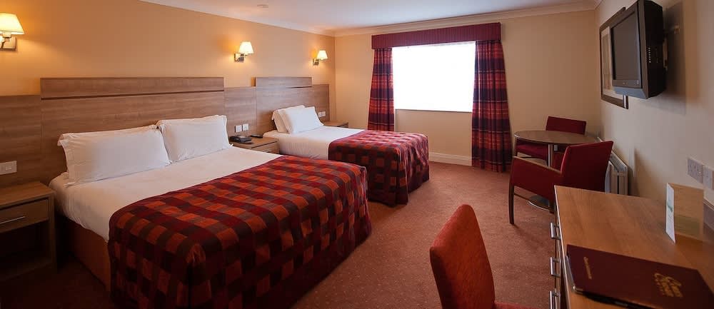 Corr's Corner Hotel 5