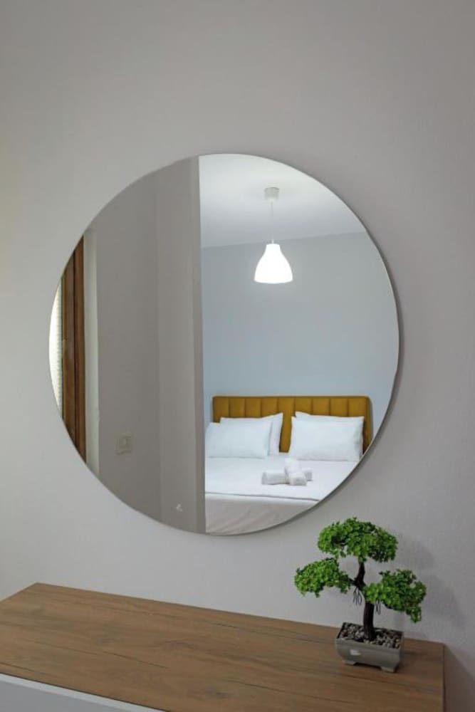 Sunny Hotel 4