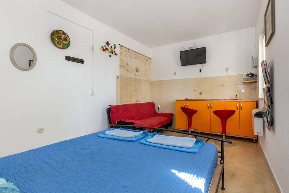 Oktarin Hostel Oktarin, Kaštel Lukšić | Best deals | lastminute.com