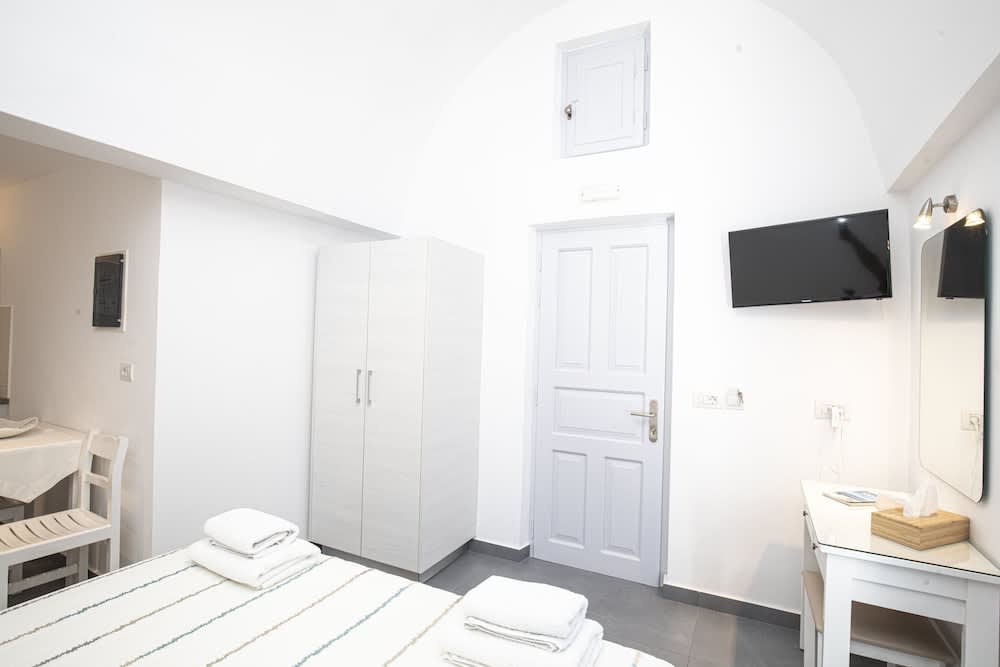 Santorini View Studios - Firostefani Caldera 5