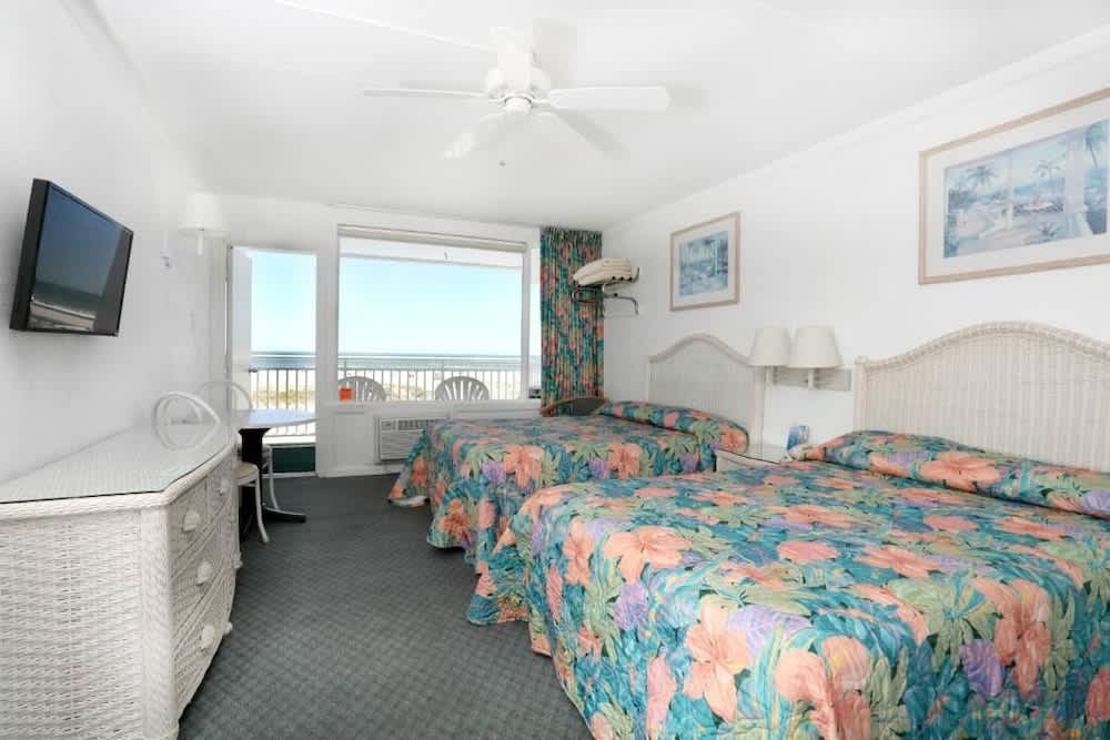 Commander by the Sea Motel 5