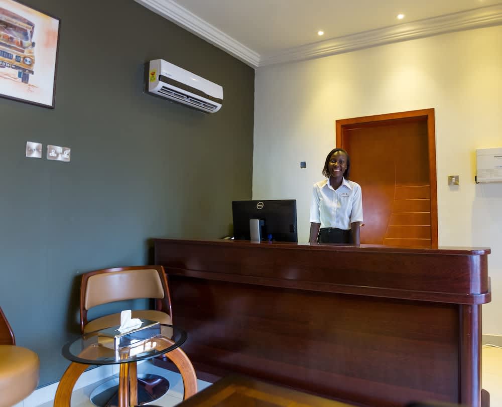 Eagles Apartments, Airport Residential 2