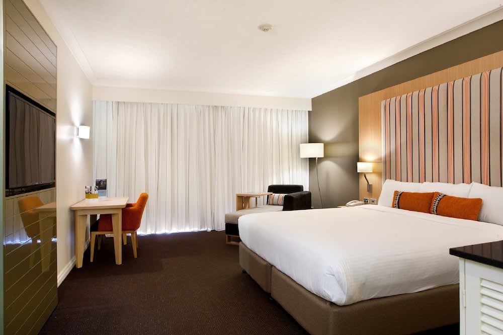 Mercure Gold Coast Resort 3