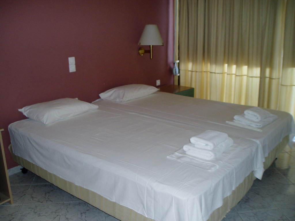 Riviera Hotel, Kefalonia 4