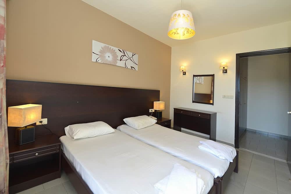 Ialysos City Hotel 3