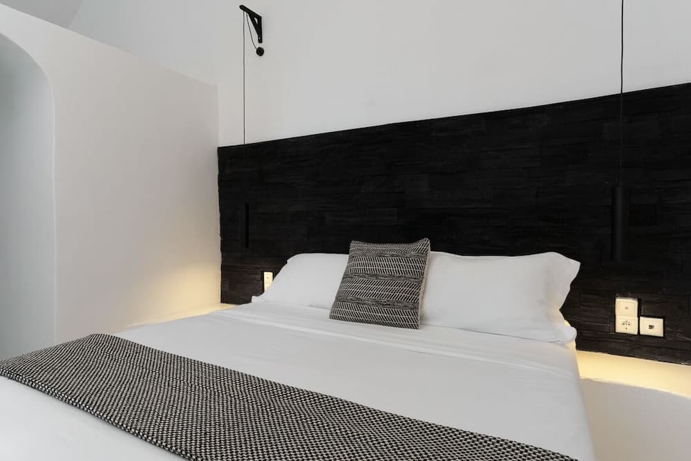 Mill Houses New Elegant Suites by Mr and Mrs White 5
