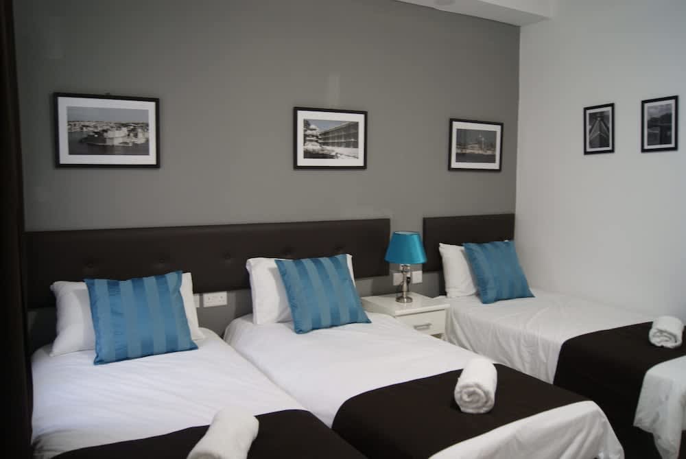 Buccaneers Boutique Guest House 5