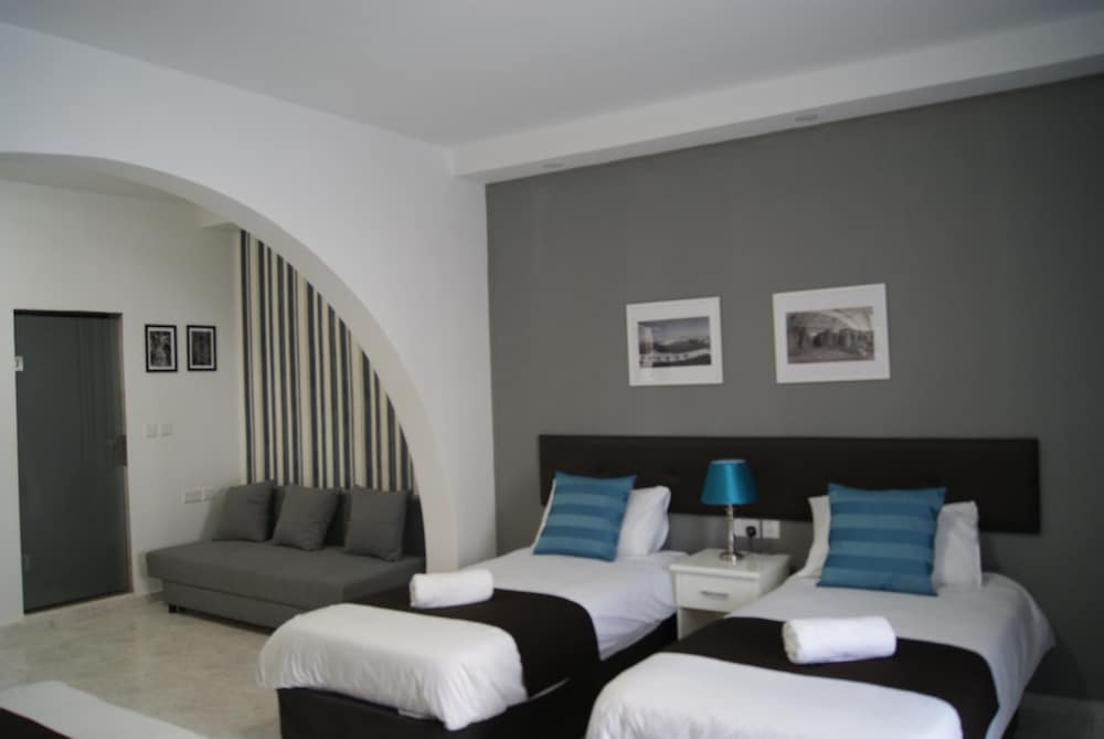Buccaneers Boutique Guest House 4