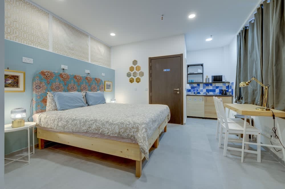 Sliema Creek Suites 4