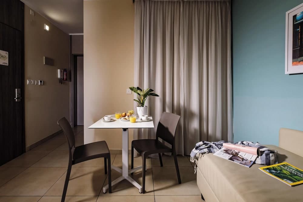 115 The Strand Hotel by NEU Collective 5
