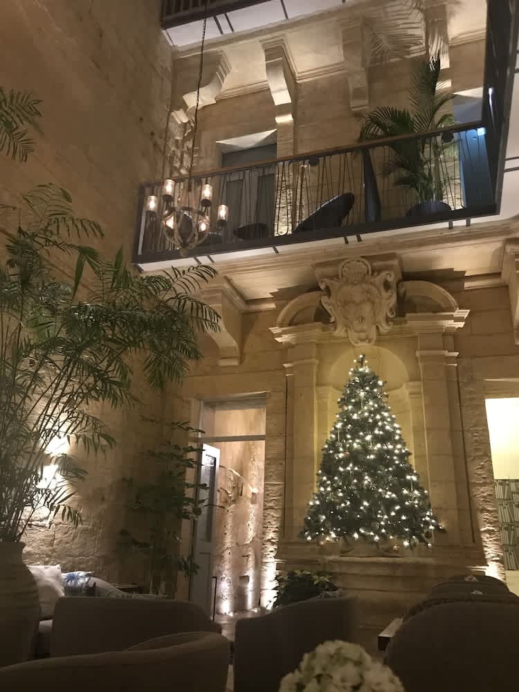 66 Saint Paul's & Spa 2
