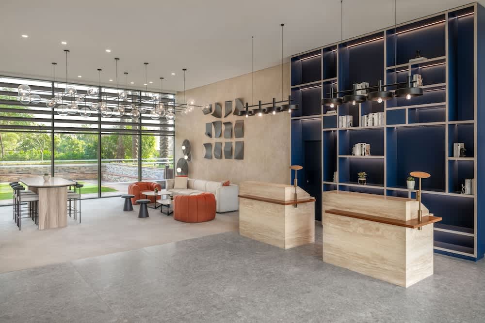 Yas Plaza Bay by IHG 5