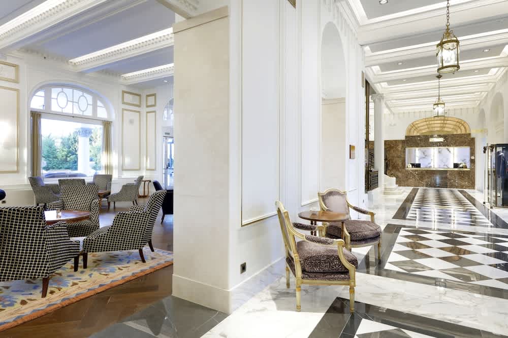 Eurostars Hotel Real 5