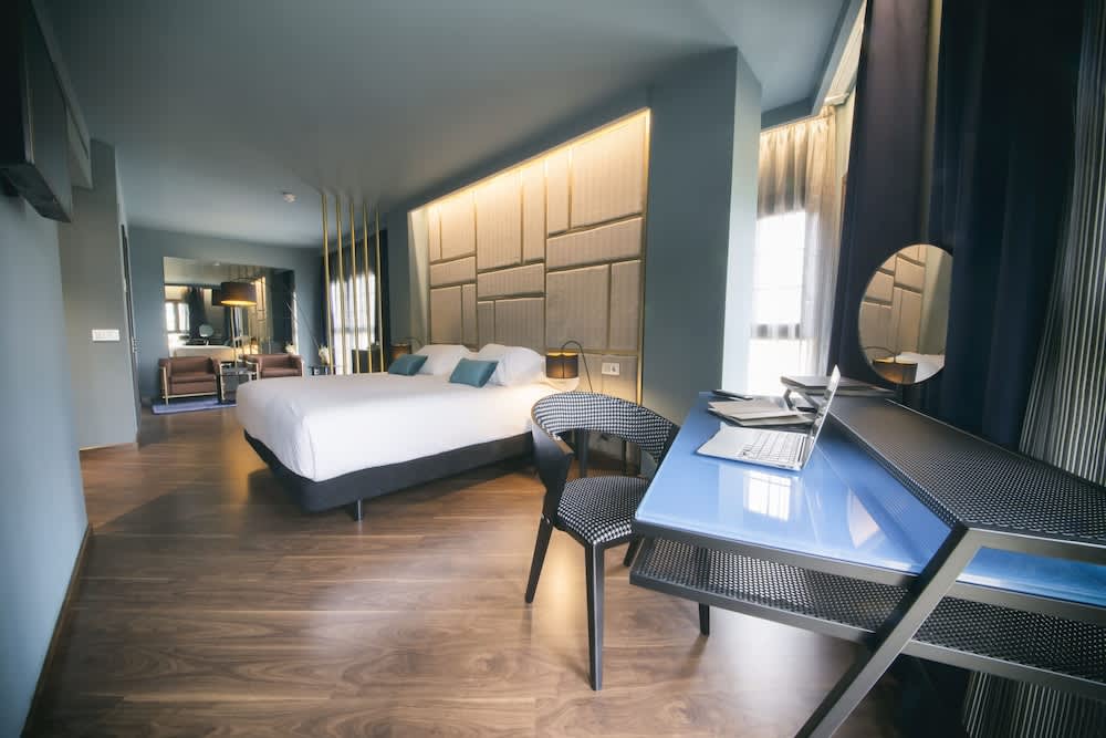 Pamplona Catedral Hotel 3