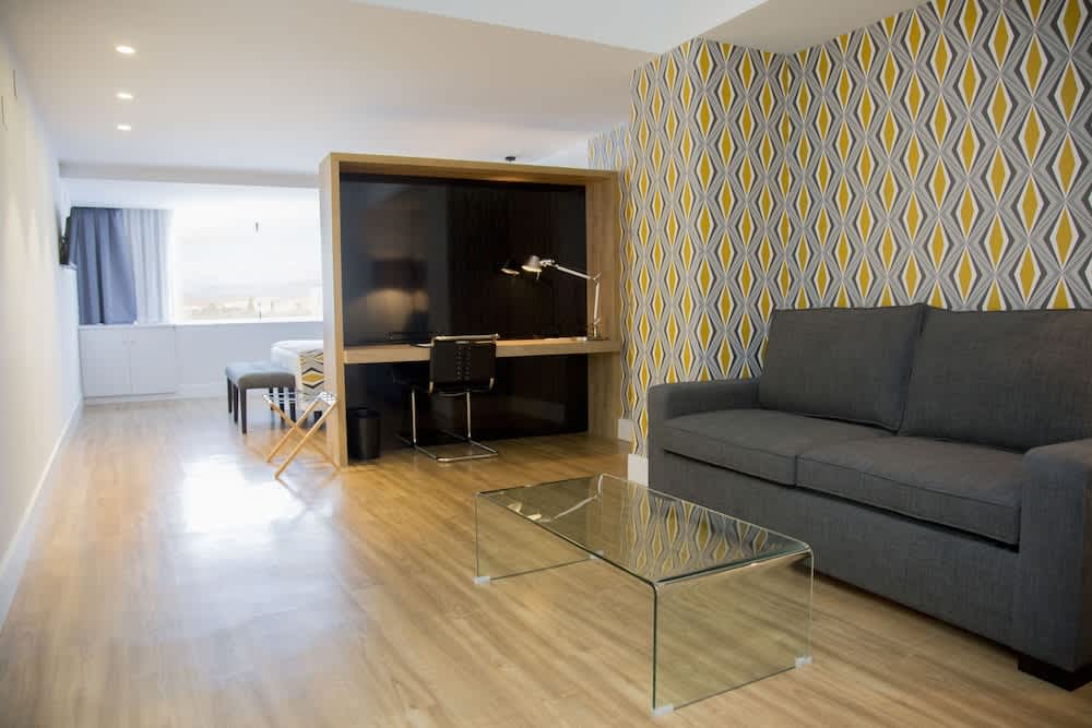 Hotel Tres Reyes Pamplona 5