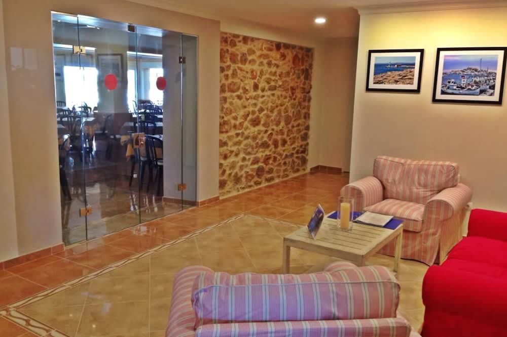 Hostal Mar y Huerta 5
