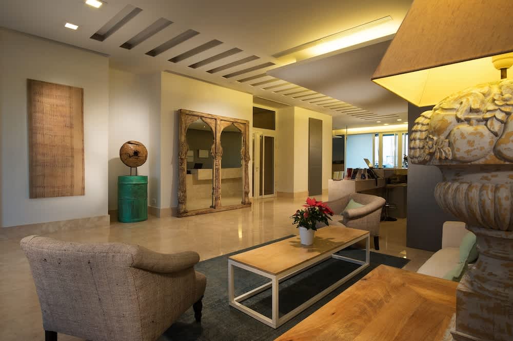 Suites Puerto Sherry 3