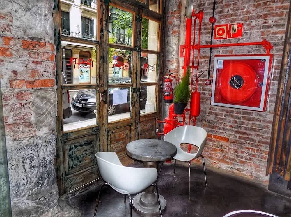 Poshtel Bilbao - Premium Hostel 5