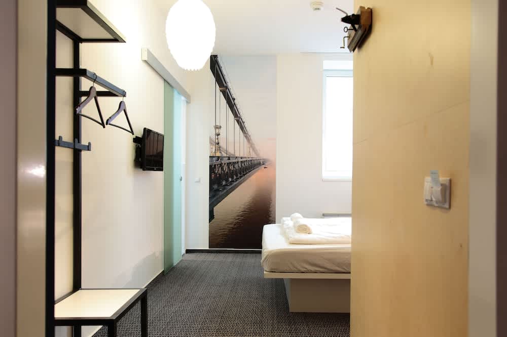 Maverick Budapest Soho 5