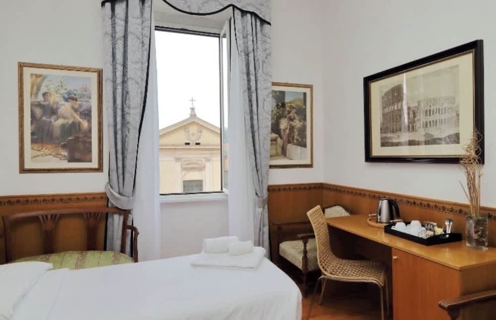 Sonnino Suite 5
