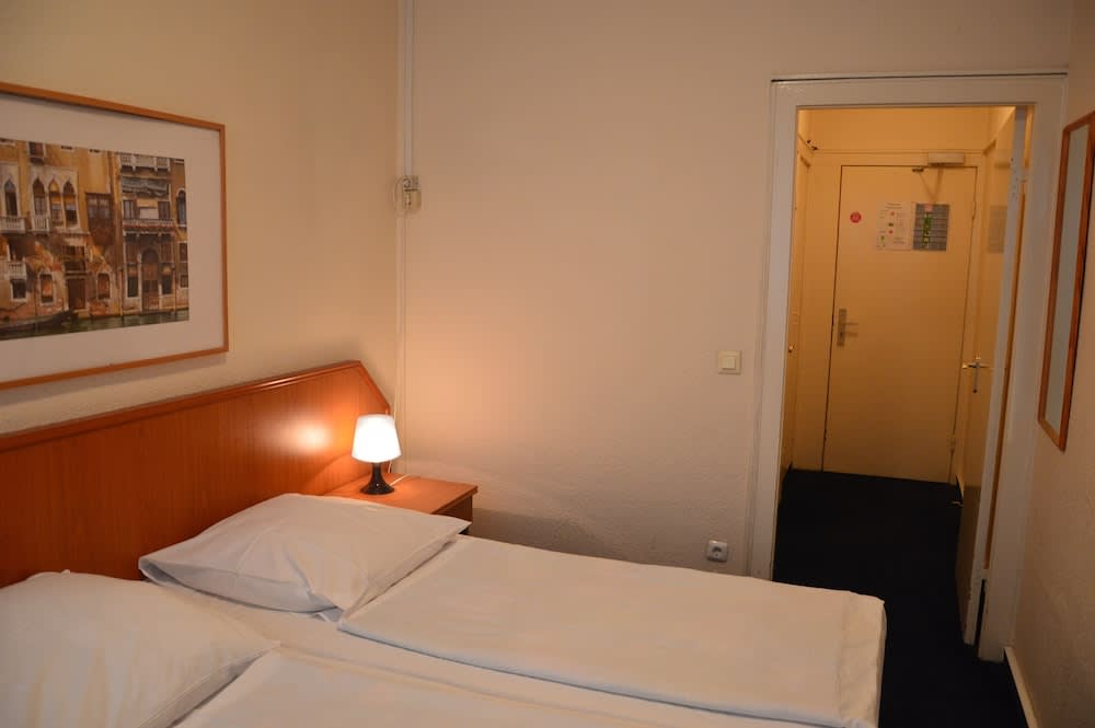 Hotel Mercedes/Centrum 4