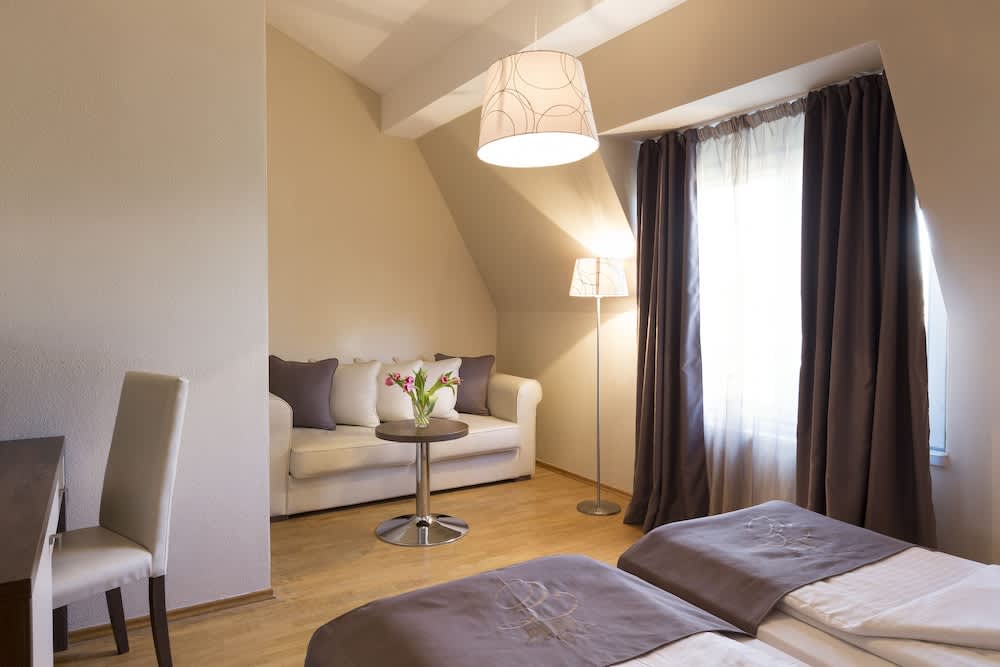 Empress Boutique Hotel 4