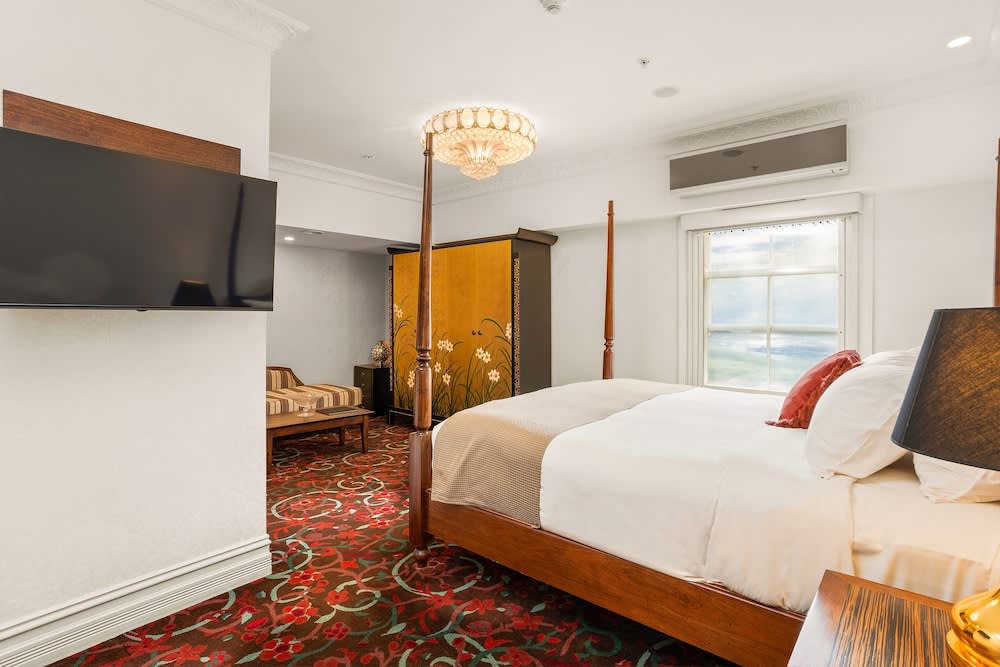 The Terrace Hotel 4