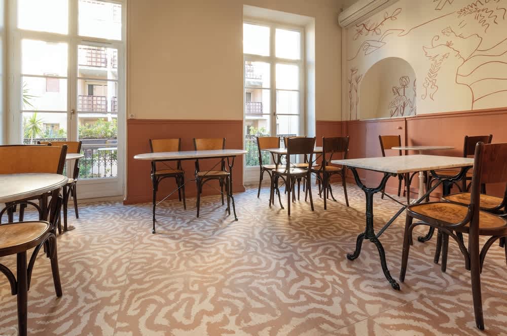 Hotel Louvia 4