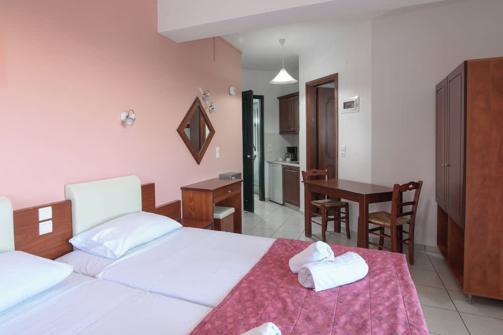 Ariadni Palace Apartments 3