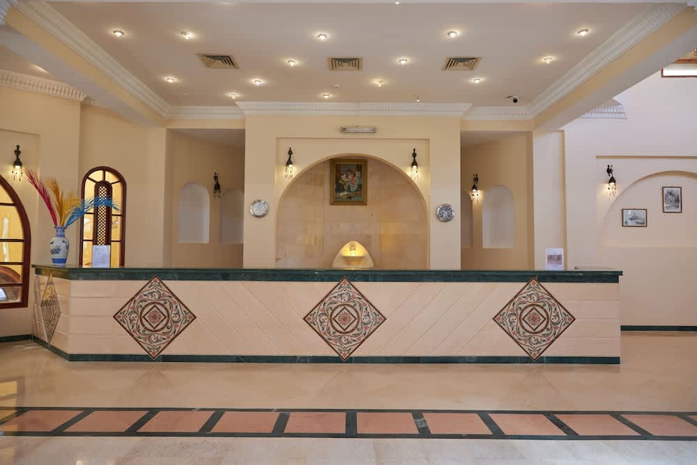 Protels Crystal Beach Resort 4