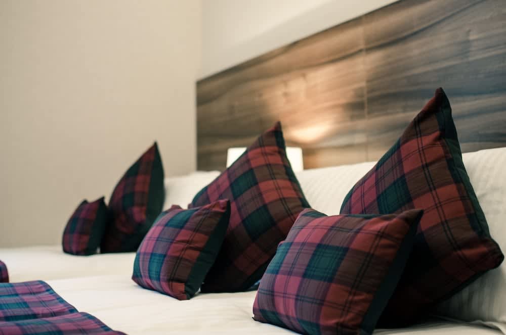 Royal West End Hotel 3
