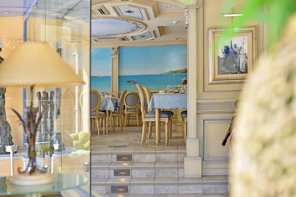 Hôtel Le Rocher 4
