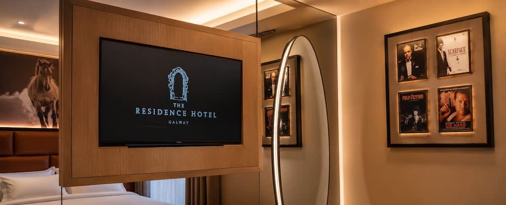 The Residence Hotel 5